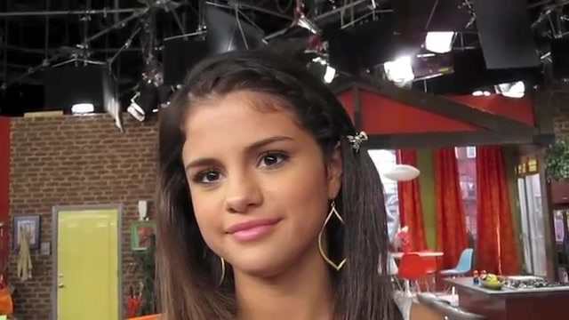 SELENA GOMEZ On The Last Day Of Shooting WIZARDS OF WAVERLY PLACE! 180