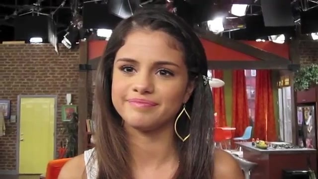 SELENA GOMEZ On The Last Day Of Shooting WIZARDS OF WAVERLY PLACE! 333