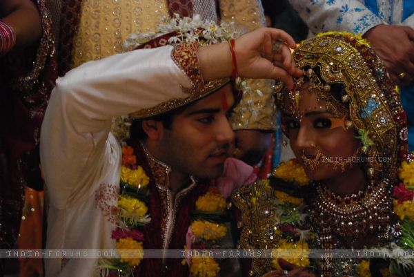 14 - Sapna Babul Ka Bidaai-Ranveer marries Ragini