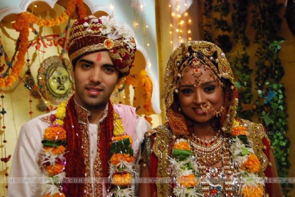 15 - Sapna Babul Ka Bidaai-Ranveer marries Ragini