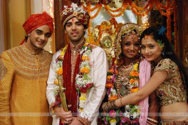 16 - Sapna Babul Ka Bidaai-Ranveer marries Ragini