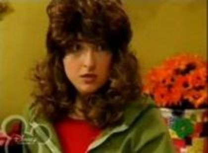 46813037_OKSWNNBZK - episuadele lu nini pe disney channel