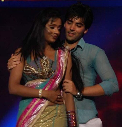 Ranveer&Ragini in Love [22]