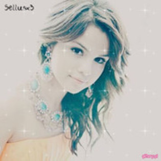 Hmm!Ce sa zik?Asaa mai najpaa!Eo si Mihai am ajuns mai rppdd la skoala' dar in rest o fost fain ;) - The School Nerd