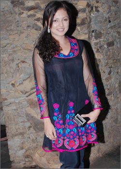 06-04odhani - Geet - Hui Sabse Parayi Launch Pictures