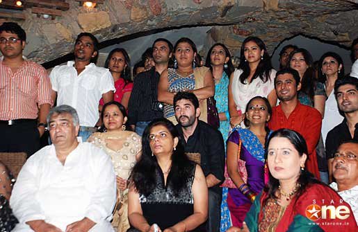 226540_193261097386336_117720784940368_493413_8333263_n