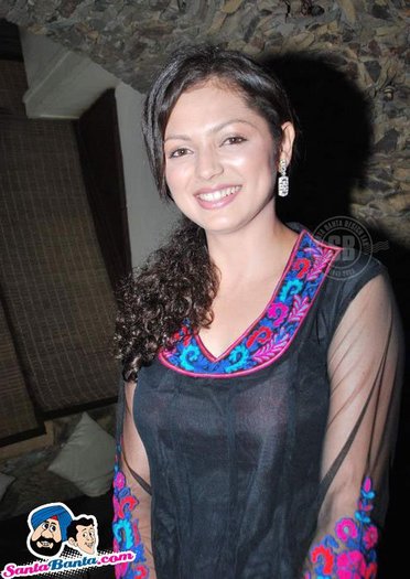 253844_197450036967442_117720784940368_524457_769018_n