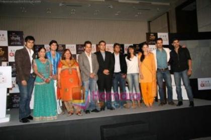 hpse_normal__3418679532_Star%20One%20launches%20new%20shows%20Geet,%20Hui%20Sabse%20Parayi%20and%20R