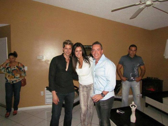 418665_351334771565484_122460837786213_1184438_134535604_n