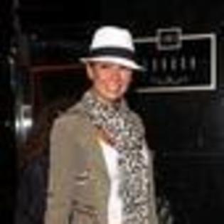 elizabeth-gutierrez-315448l-thumbnail_gallery - Elizabeth Gutierrez