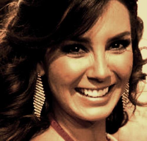 317823_293793807319581_122460837786213_1022772_1239229379_n - Elizabeth Gutierrez