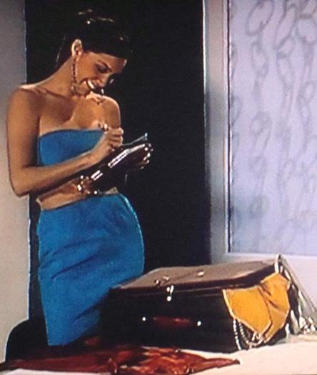 384455_305617299470565_122460837786213_1052954_701575509_n