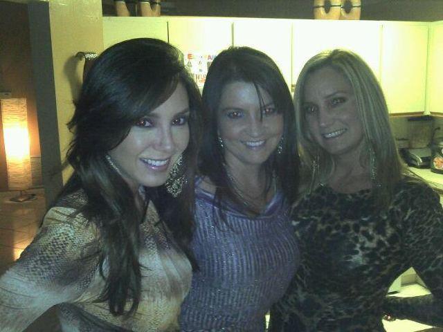 296672_268658976499731_122460837786213_935410_1717408494_n