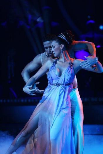 308470_278770808821881_122460837786213_972202_540475950_n