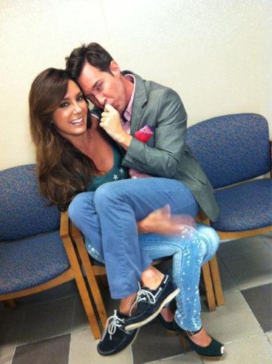 315948_250416598323969_122460837786213_868696_3761709_n