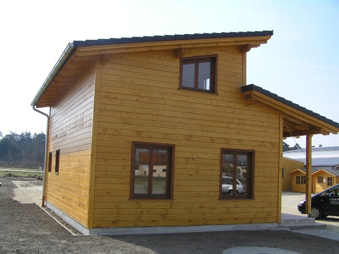 BIrou Lisca Haus - Case din lemn rectangular