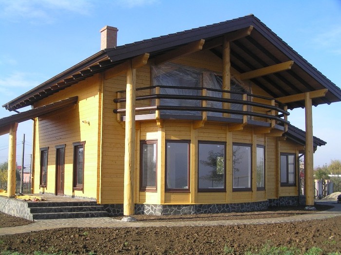 Casa Mihailesti - Case din lemn rectangular