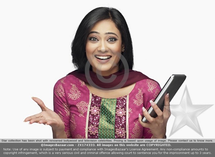 ZX174333 - Jaane Kya Baat Hui - Shweta Tiwari PhotoShoot I