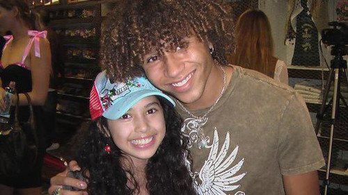 381963_117221555061096_100003197578145_92969_1513557840_n