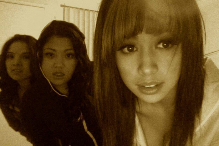 384854_117208871729031_100003197578145_92855_1134890464_n - jasmine V 2