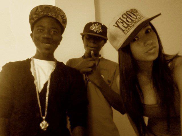 390848_117221485061103_100003197578145_92967_1132983044_n - jasmine V 2