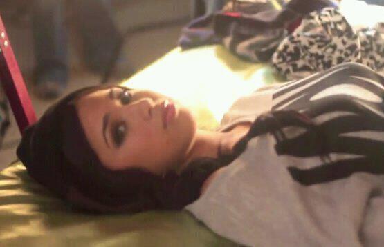 392010_129114793871772_100003197578145_137491_353650045_n - jasmine V 2