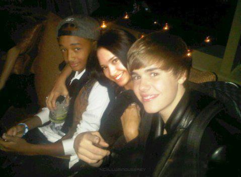 393270_117220811727837_100003197578145_92954_2012888890_n - jasmine V 2