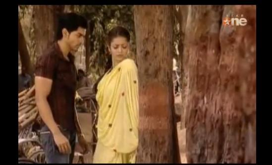 1 (11) - GEET - Hui Sabse Parayi - Caps
