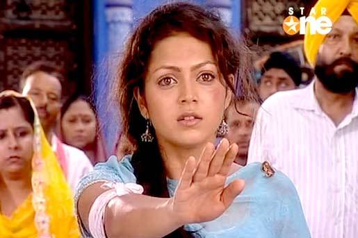 040610071114starone_geet_ep44_7 - GEET - Hui Sabse Parayi - Caps
