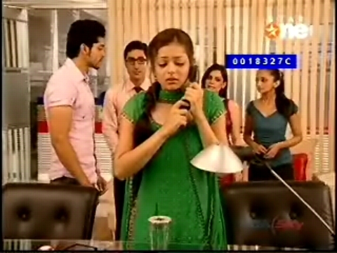 geet10thjunechunk32wmv000qqq (80) - GEET - Hui Sabse Parayi - Caps