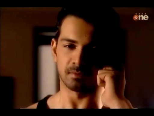youtubemaanmp40000011200 (36) - GEET - Hui Sabse Parayi - Caps