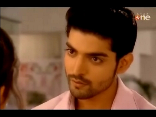 youtubemaanmp40000011200 (44) - GEET - Hui Sabse Parayi - Caps