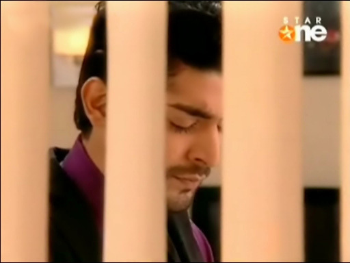 geet21stjune2010watchonfnnn (81)