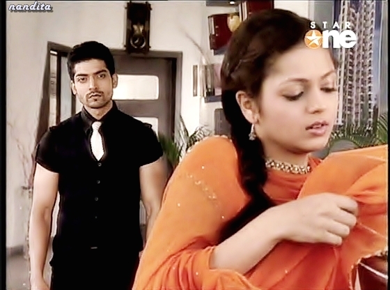 s4newstar120100622205 (7) - GEET - Hui Sabse Parayi - Caps I