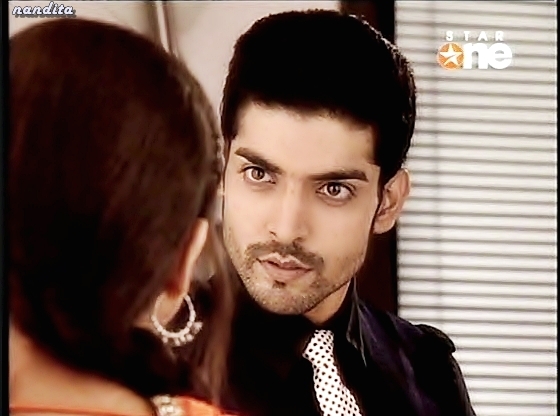 s4newstar120100622205 (13) - GEET - Hui Sabse Parayi - Caps I