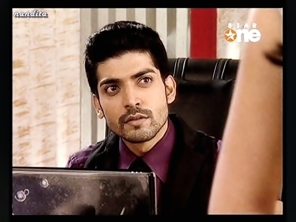 s4newstar12010062401220 (19) - GEET - Hui Sabse Parayi - Caps I