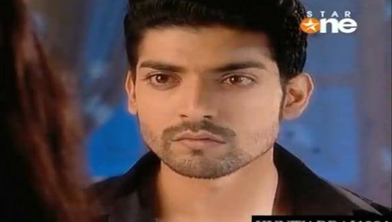 pic4-1 - GEET - Hui Sabse Parayi - Caps I