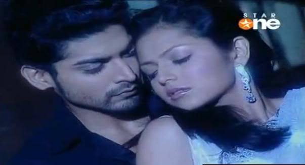 pic12 - GEET - Hui Sabse Parayi - Caps I