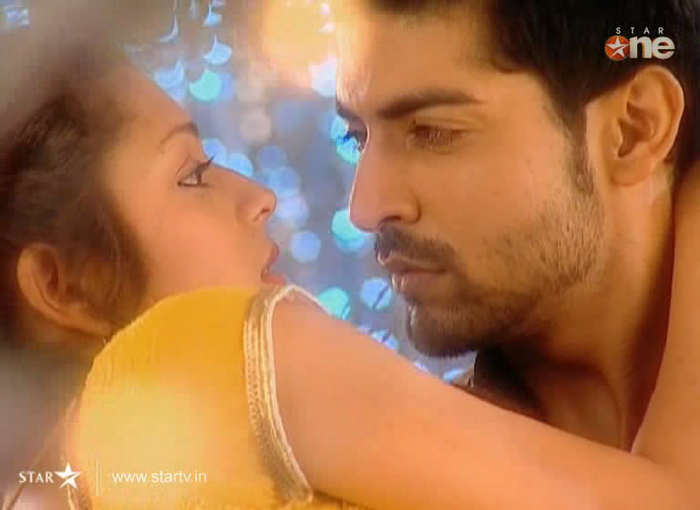 episode59 a (5) - GEET - Hui Sabse Parayi - Caps I