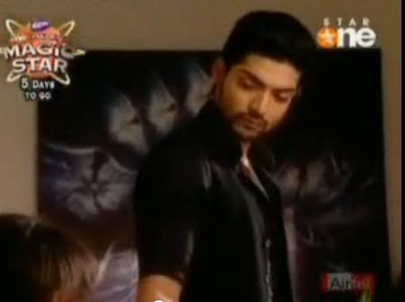 pic2-2, (16) - GEET - Hui Sabse Parayi - Caps I