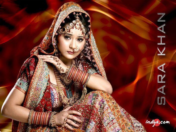 425568_327642507282110_100001090906097_912250_1174134229_n - Sadhna Rajvansh-Bride