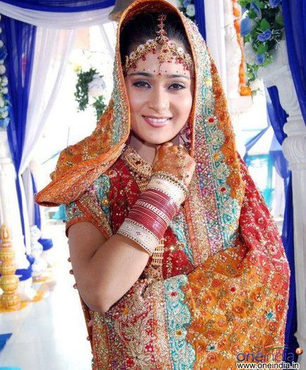 428739_327642493948778_100001090906097_912249_465012010_n - Sadhna Rajvansh-Bride