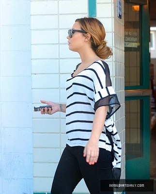 Demi (17) - Demitzu - 24 02 2012 - Stops at the library before having lunch with a friend in Beverly Hills CA