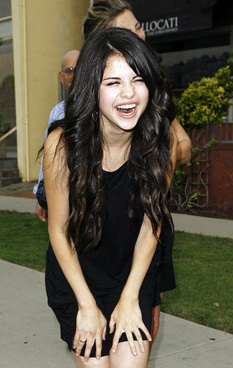 hahahaha - selena gomez poze funny