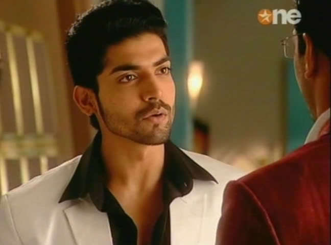 1162 - GEET - Hui Sabse Parayi - Caps IV