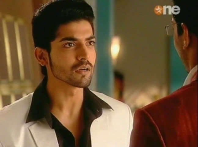 1170 - GEET - Hui Sabse Parayi - Caps IV