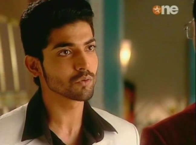 1177 - GEET - Hui Sabse Parayi - Caps IV