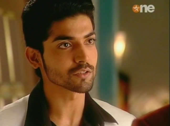 1179 - GEET - Hui Sabse Parayi - Caps IV