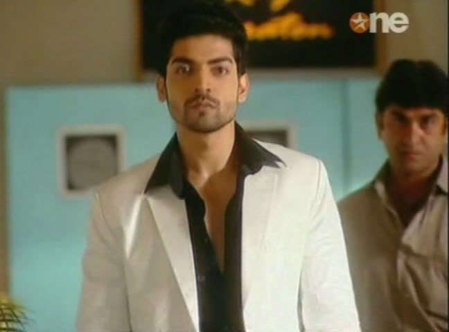 1197 - GEET - Hui Sabse Parayi - Caps IV