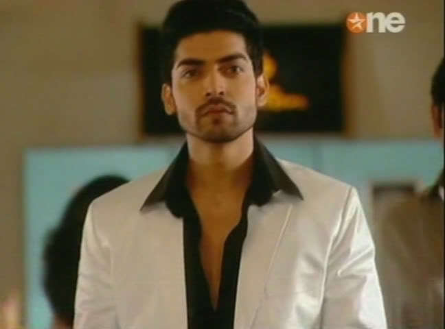 1200 - GEET - Hui Sabse Parayi - Caps IV